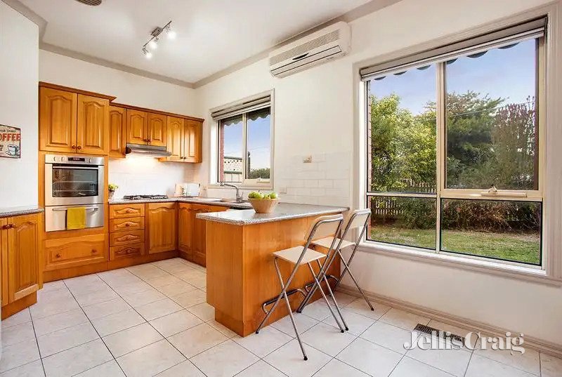 1/44 Station Road, Rosanna image 2
