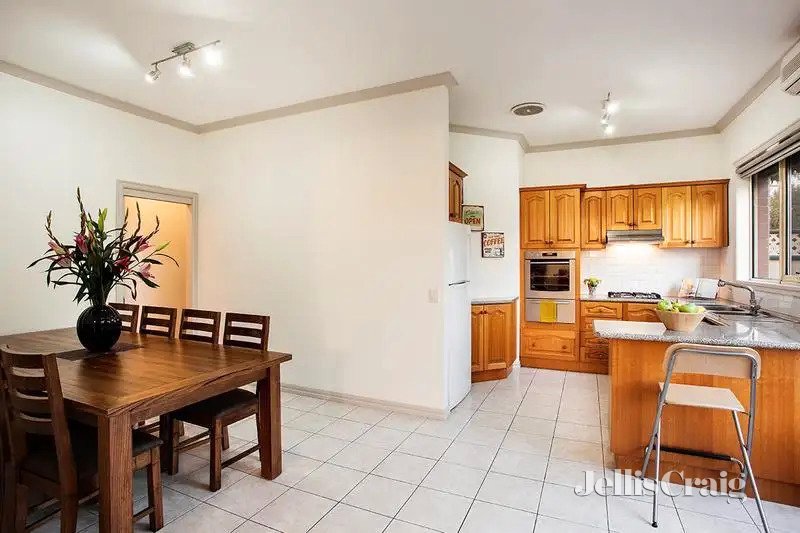 1/44 Station Road, Rosanna image 3