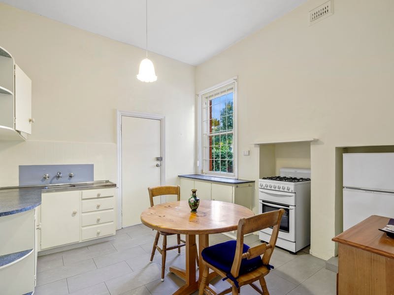 Property Gallery Thumbnail 4
