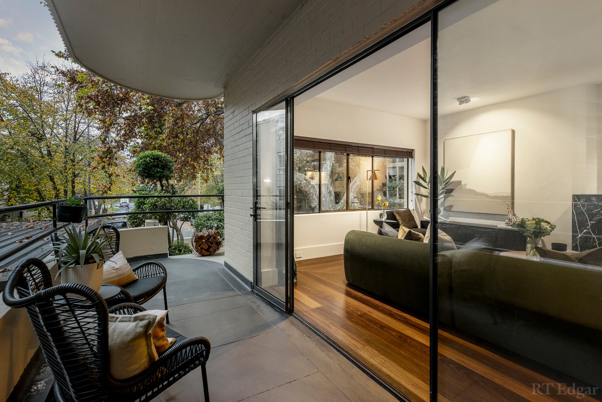 Property Gallery Thumbnail 12