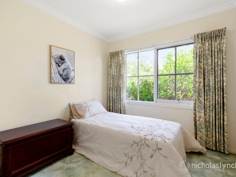 Property Gallery Thumbnail 9