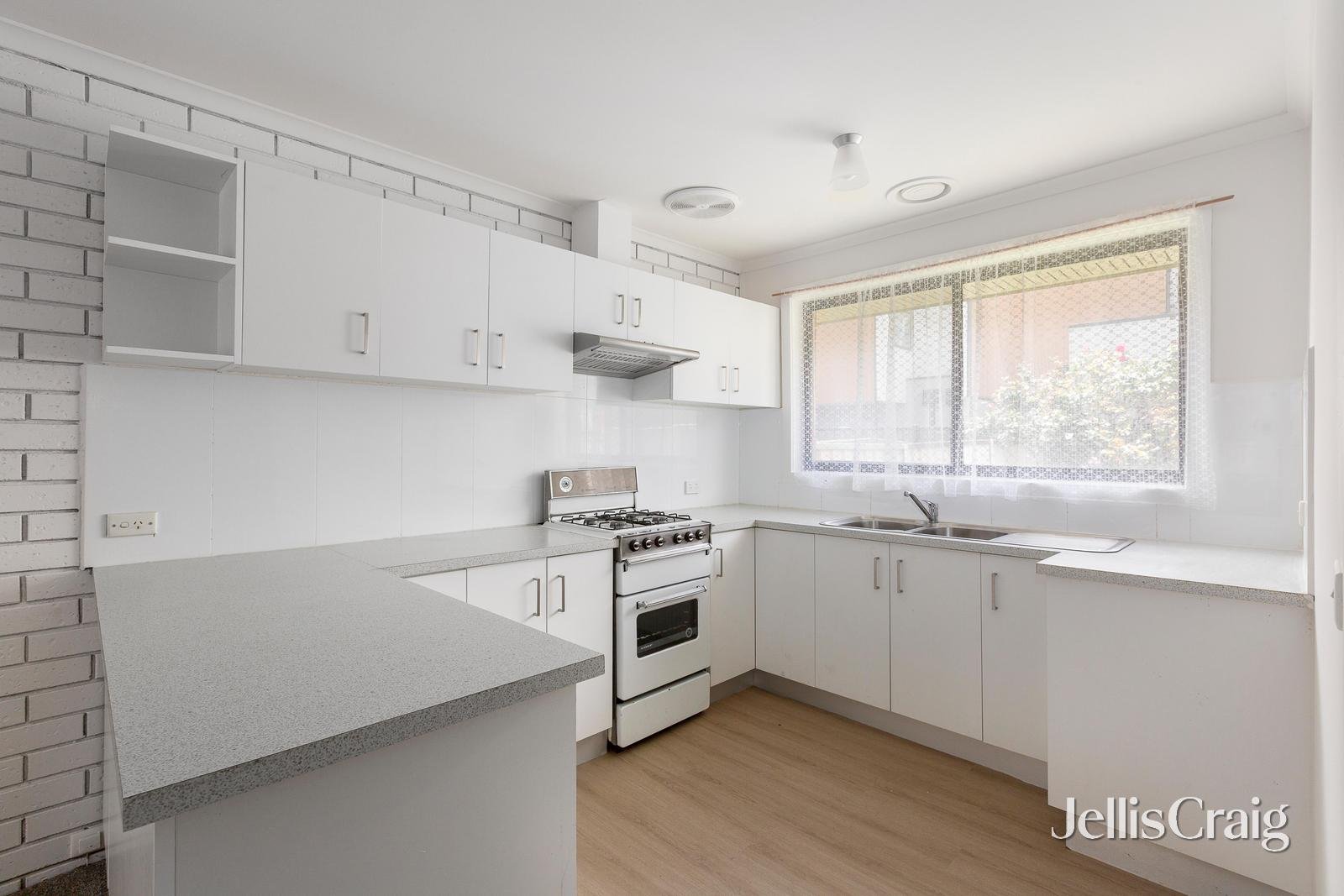 14/421 High Street, Lalor image 2