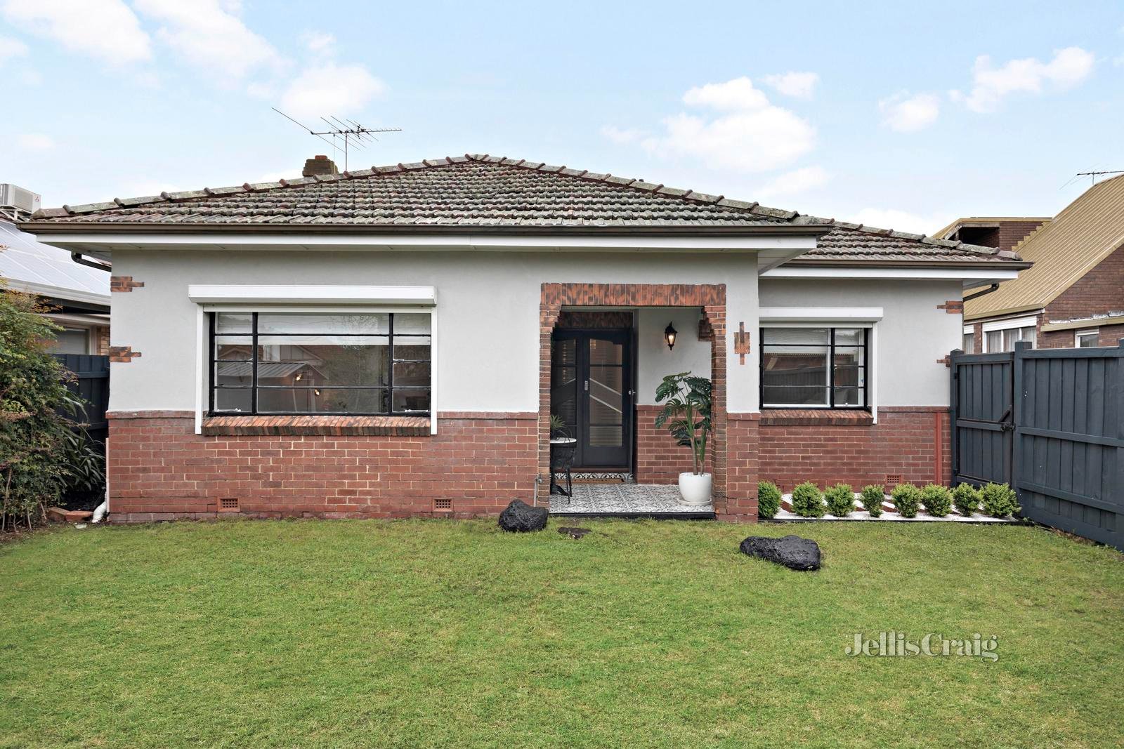 1/444 Bell Street, Pascoe Vale South image 1