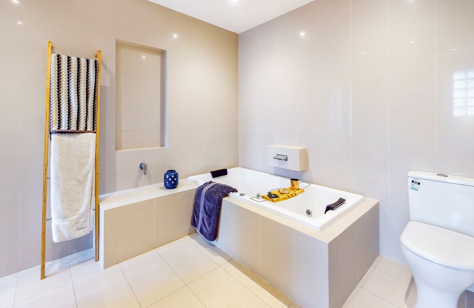 144A Weatherall Road, Cheltenham image 10