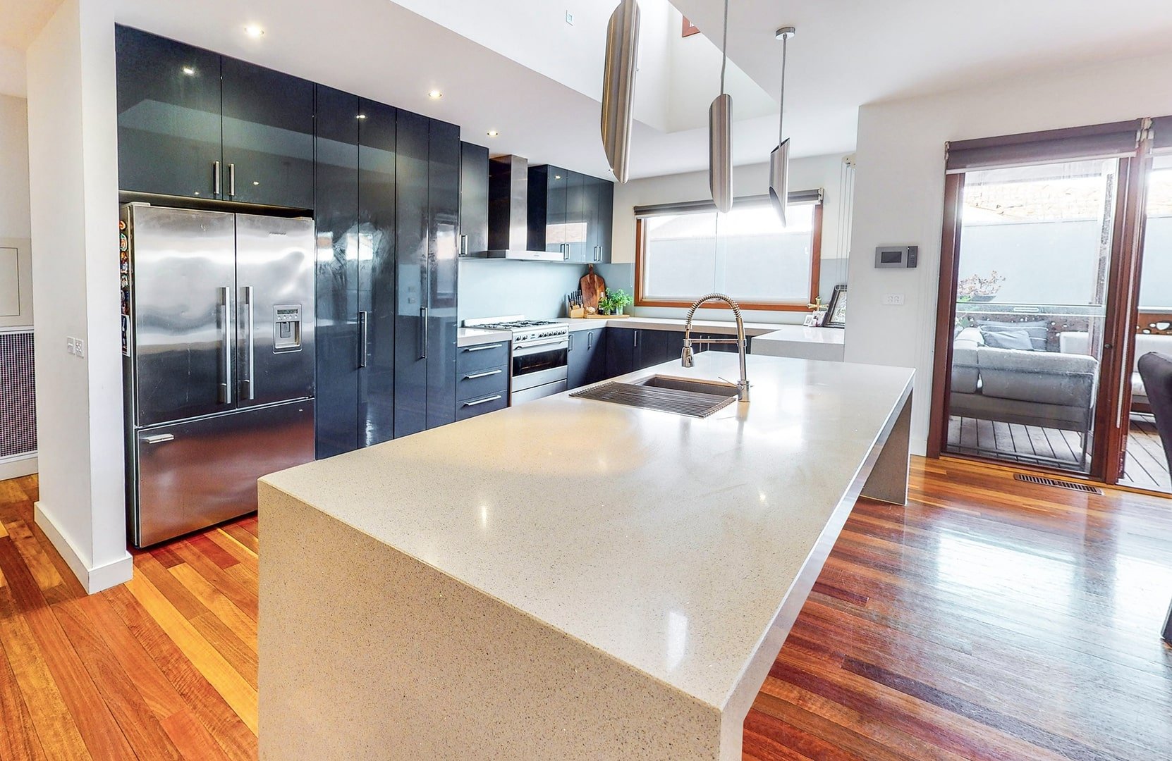 144A Weatherall Road, Cheltenham image 2
