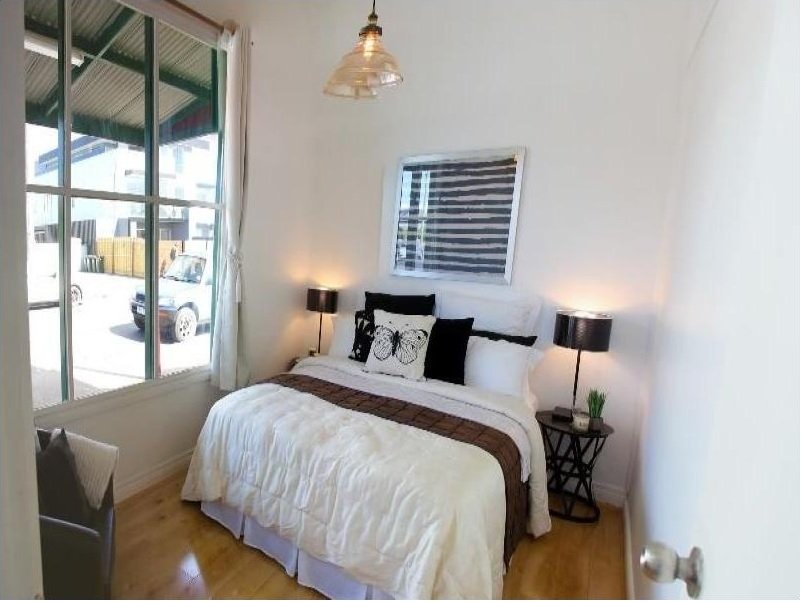 Property Gallery Thumbnail 2