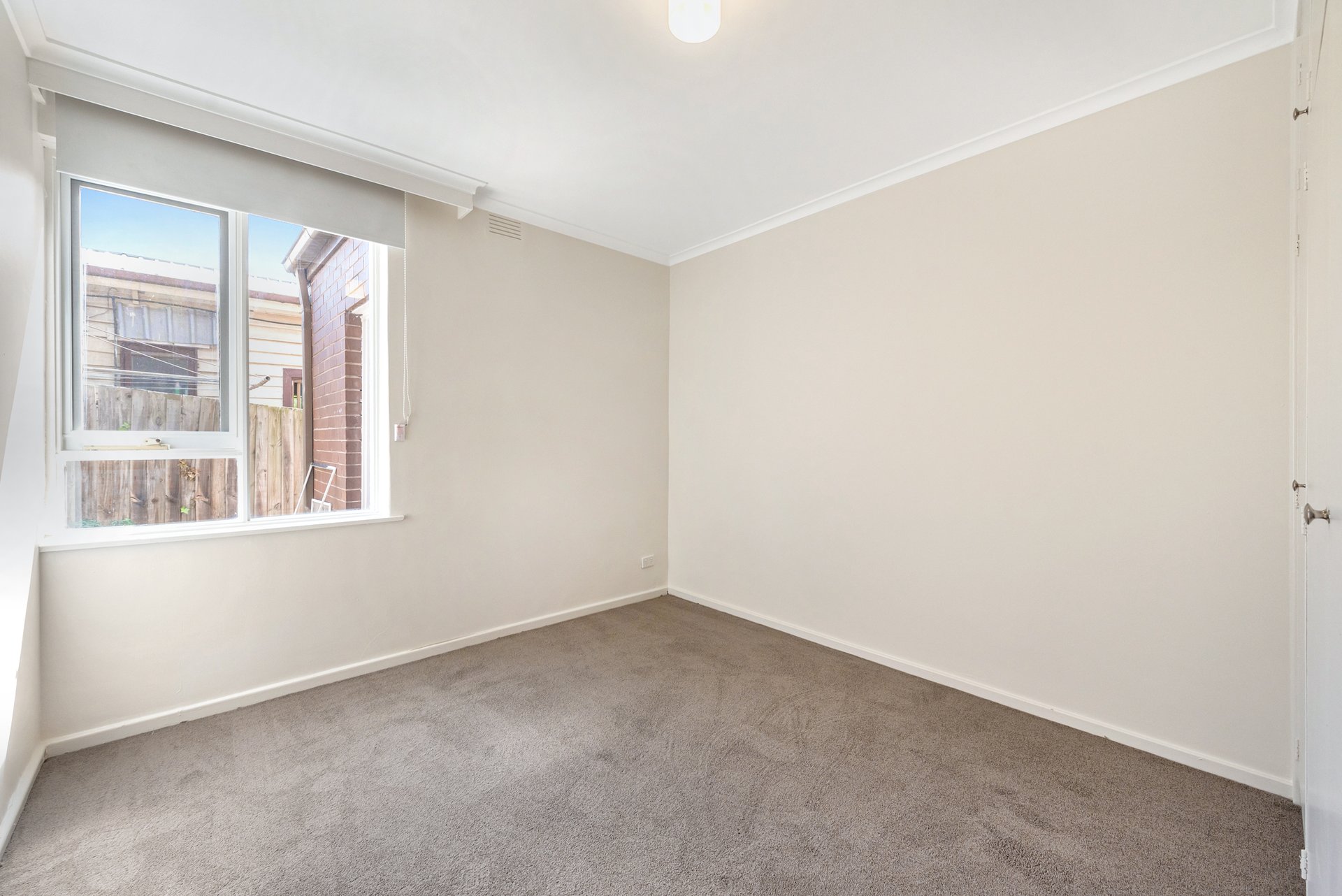 1/45 Blackwood Street, Carnegie image 2