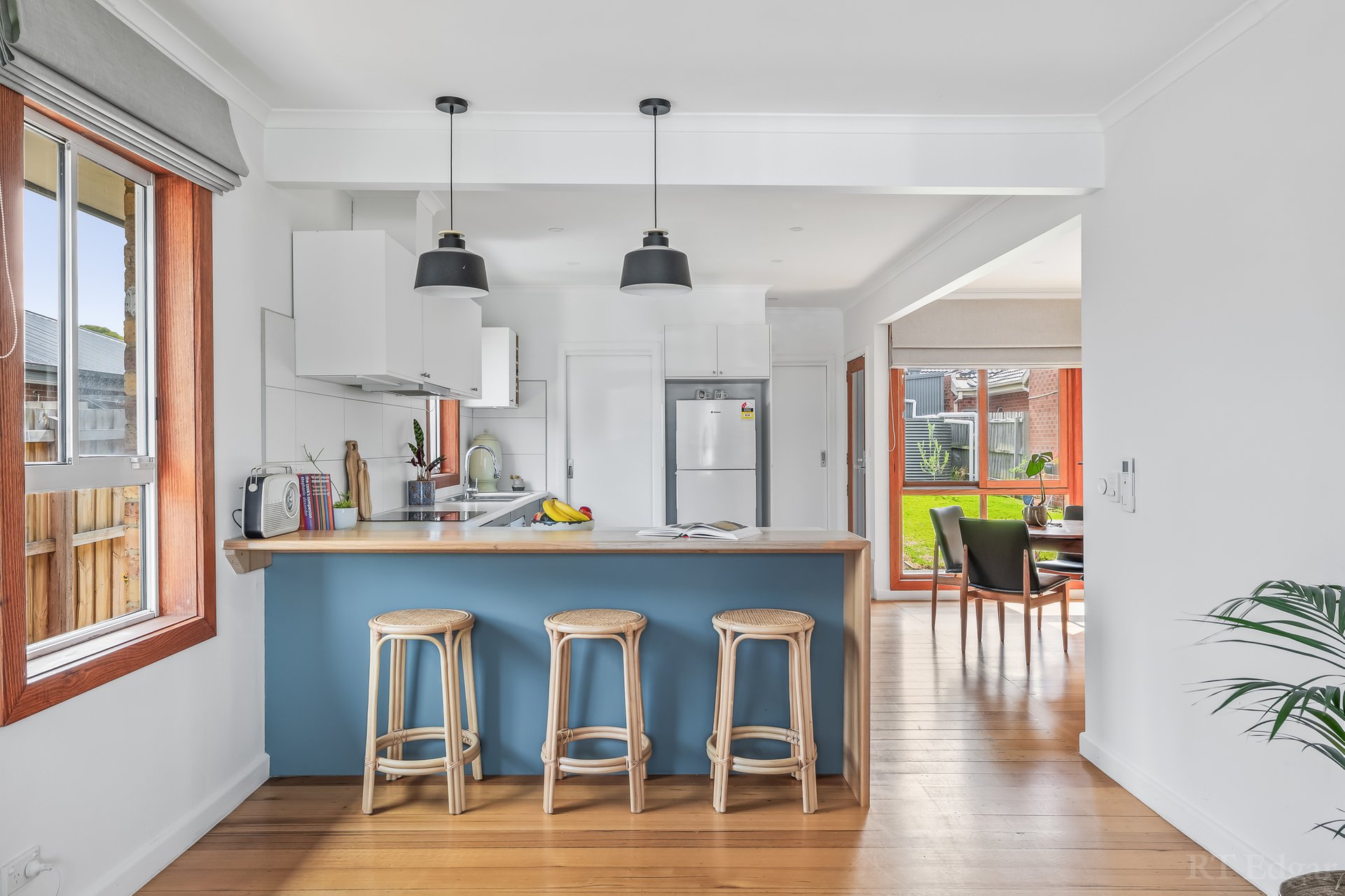 Property Gallery Thumbnail 3