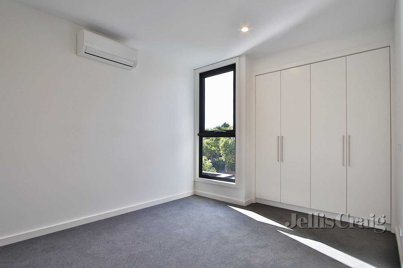 145 Brady Road, Bentleigh East image 6