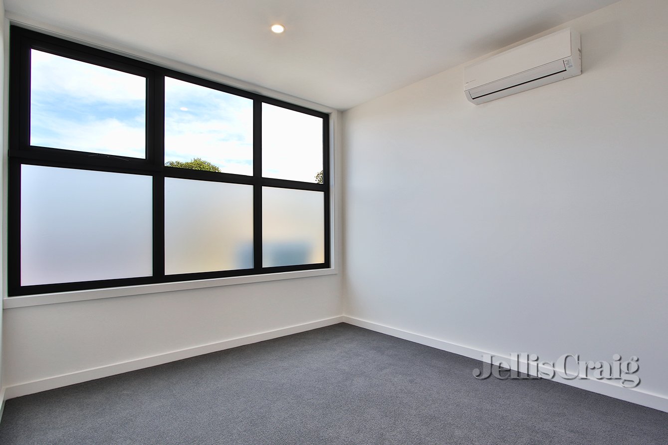 145 Brady Road, Bentleigh East image 7