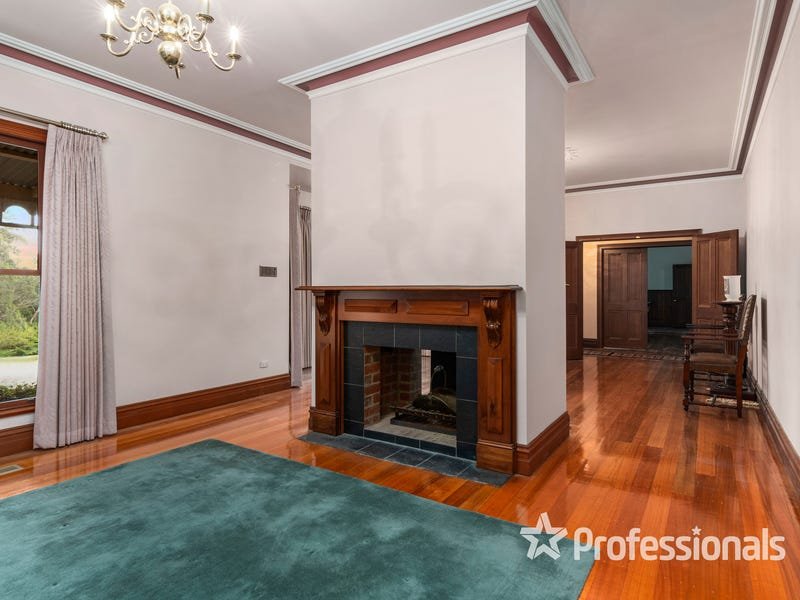 145 Swansea Road, Montrose image 7