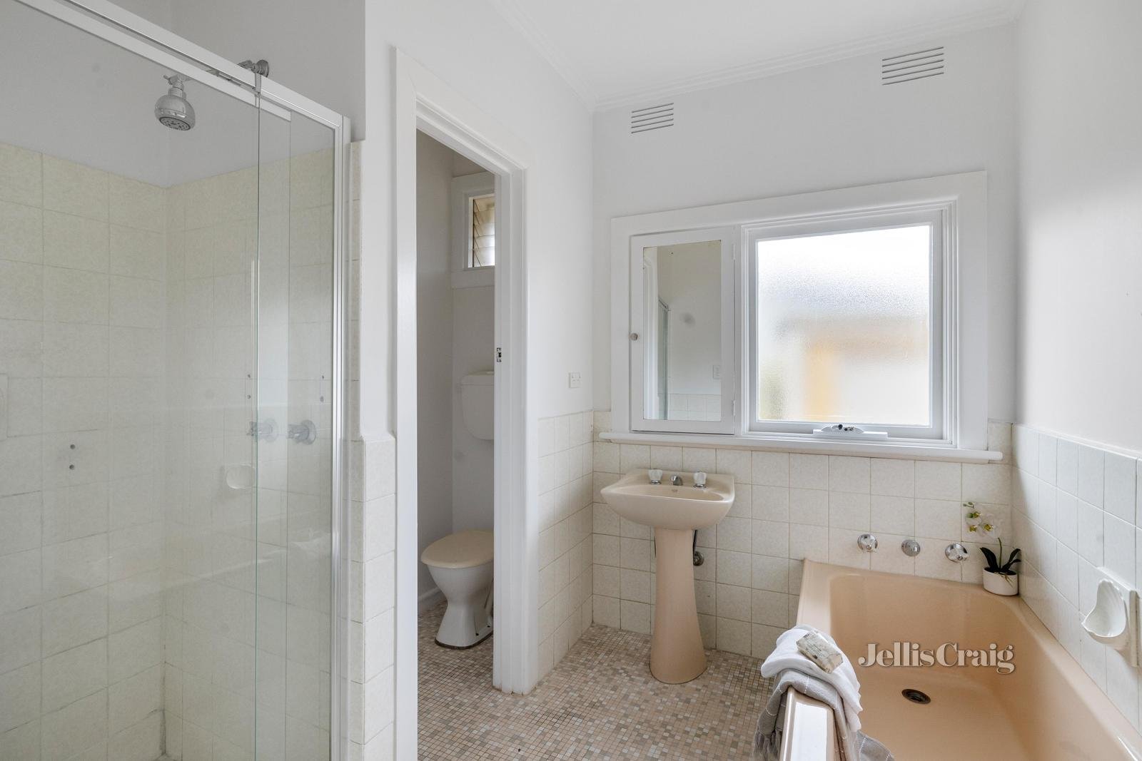 1/451 Camberwell Road, Camberwell image 7