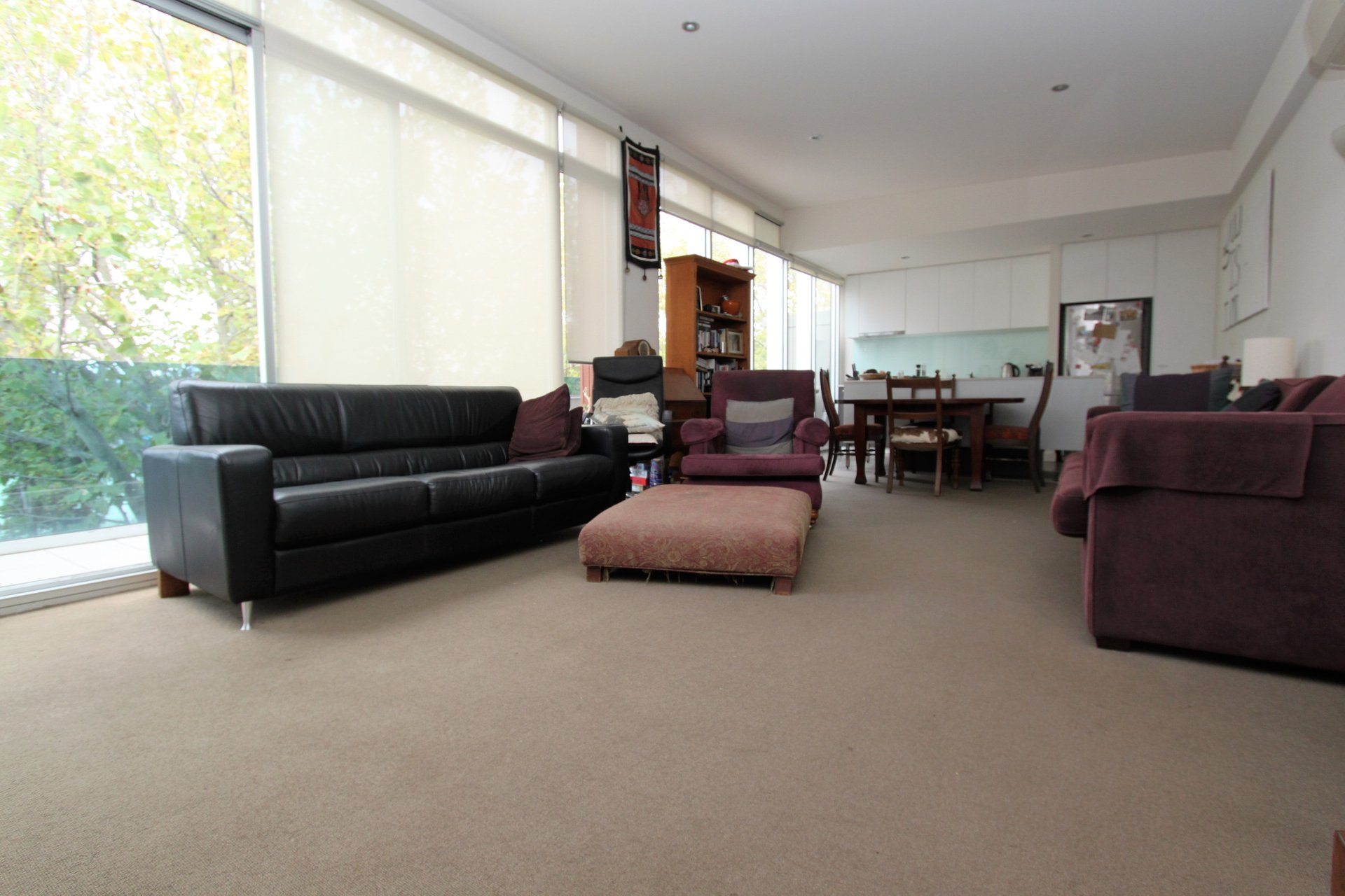 Property Gallery Thumbnail 3