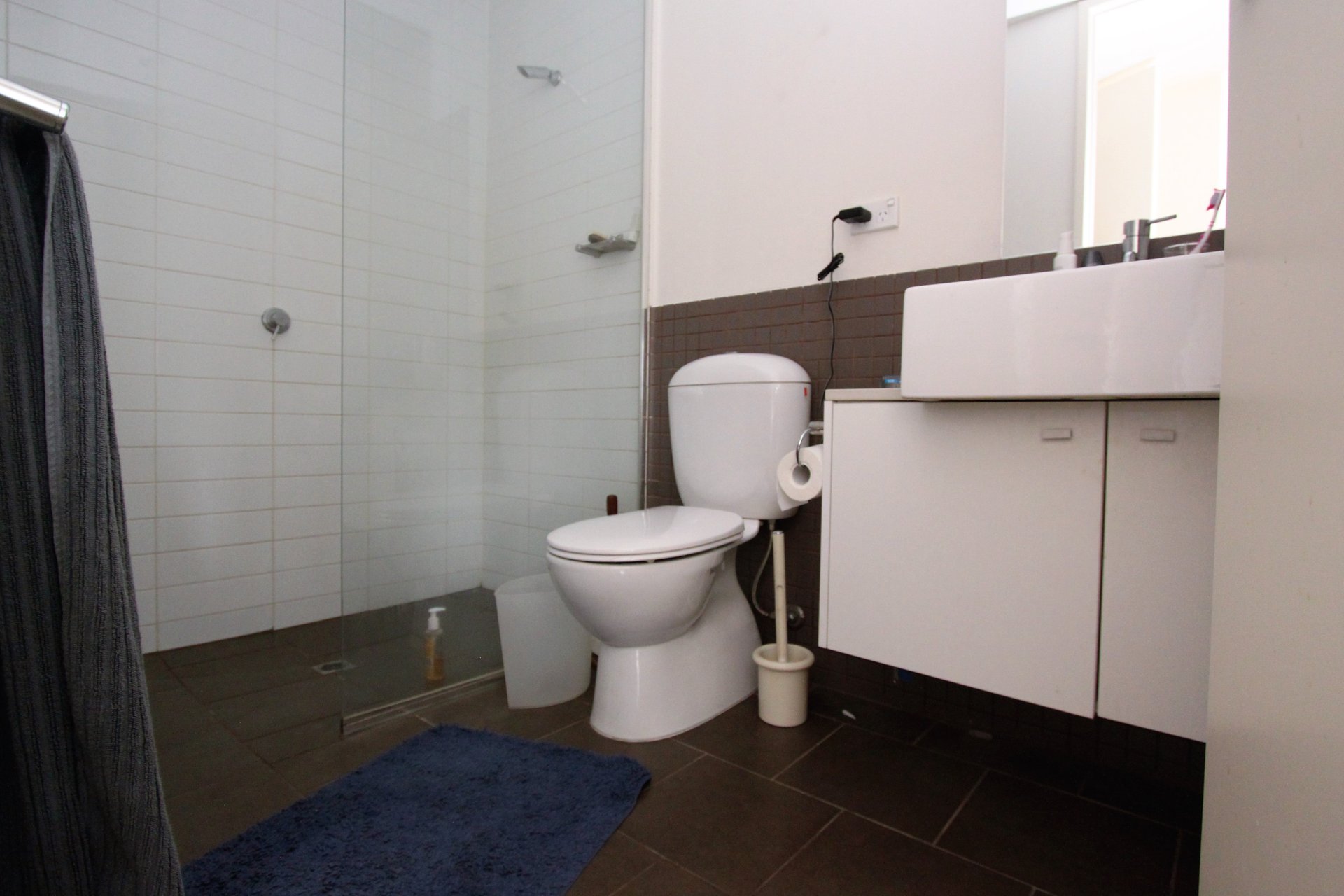 Property Gallery Thumbnail 7