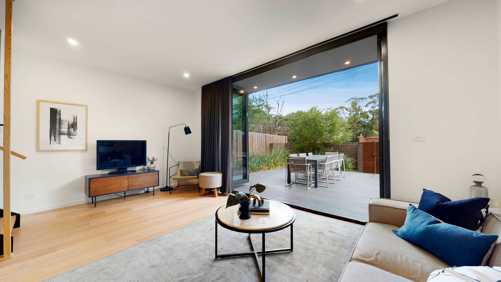 Property Gallery Thumbnail 6