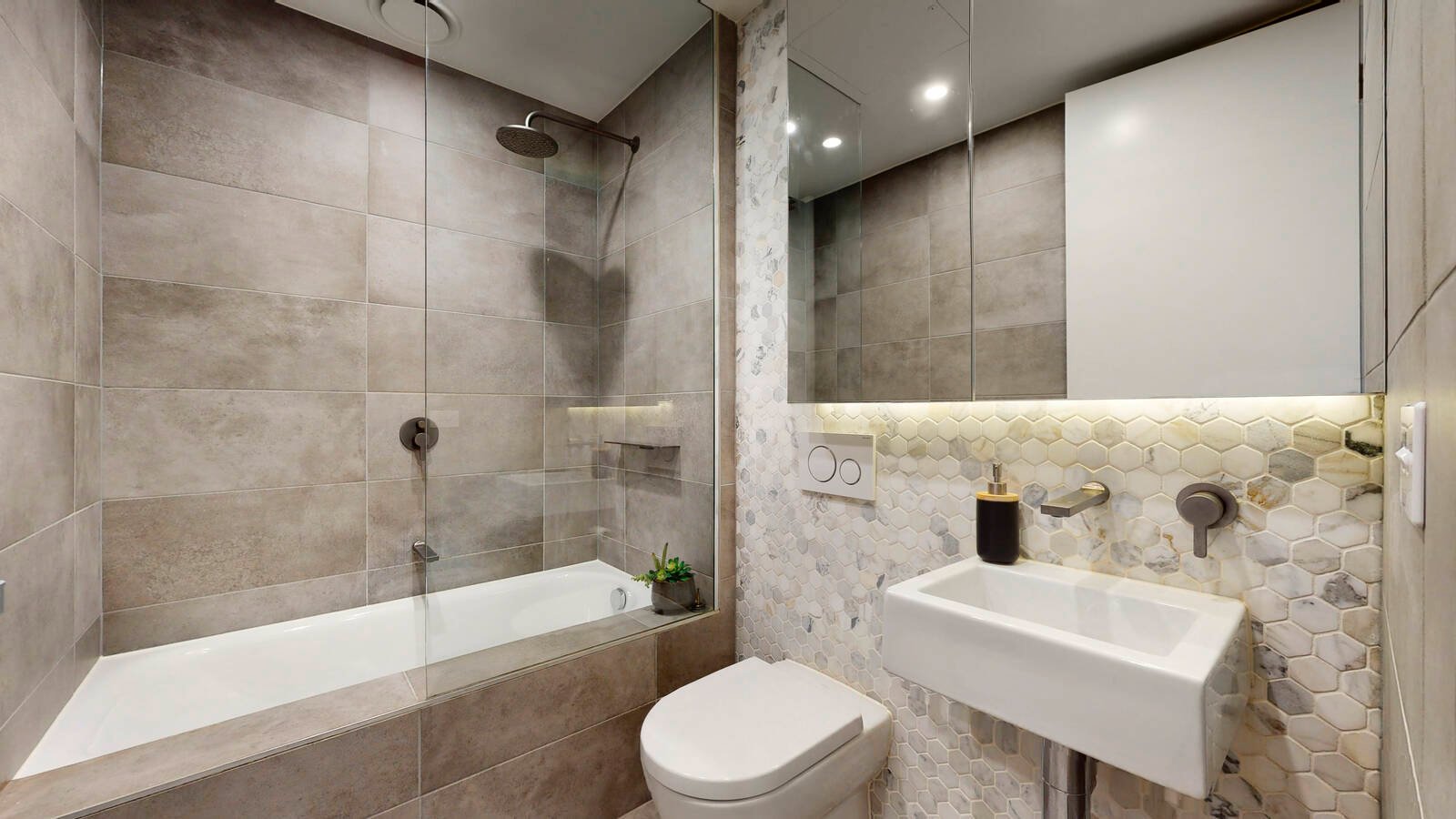 Property Gallery Thumbnail 7