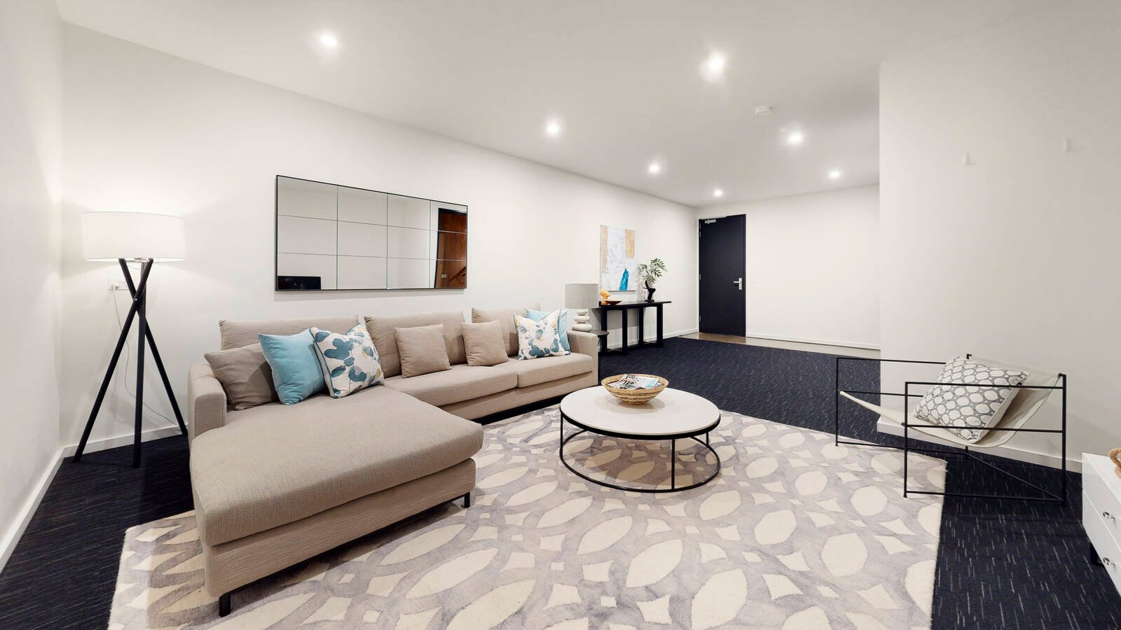 Property Gallery Thumbnail 10