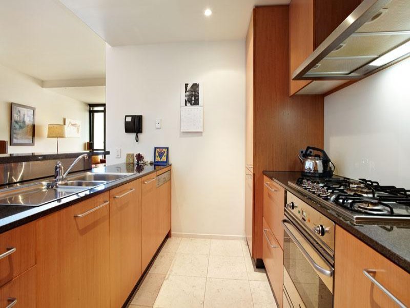 145/95 Rouse Street, Port Melbourne image 5