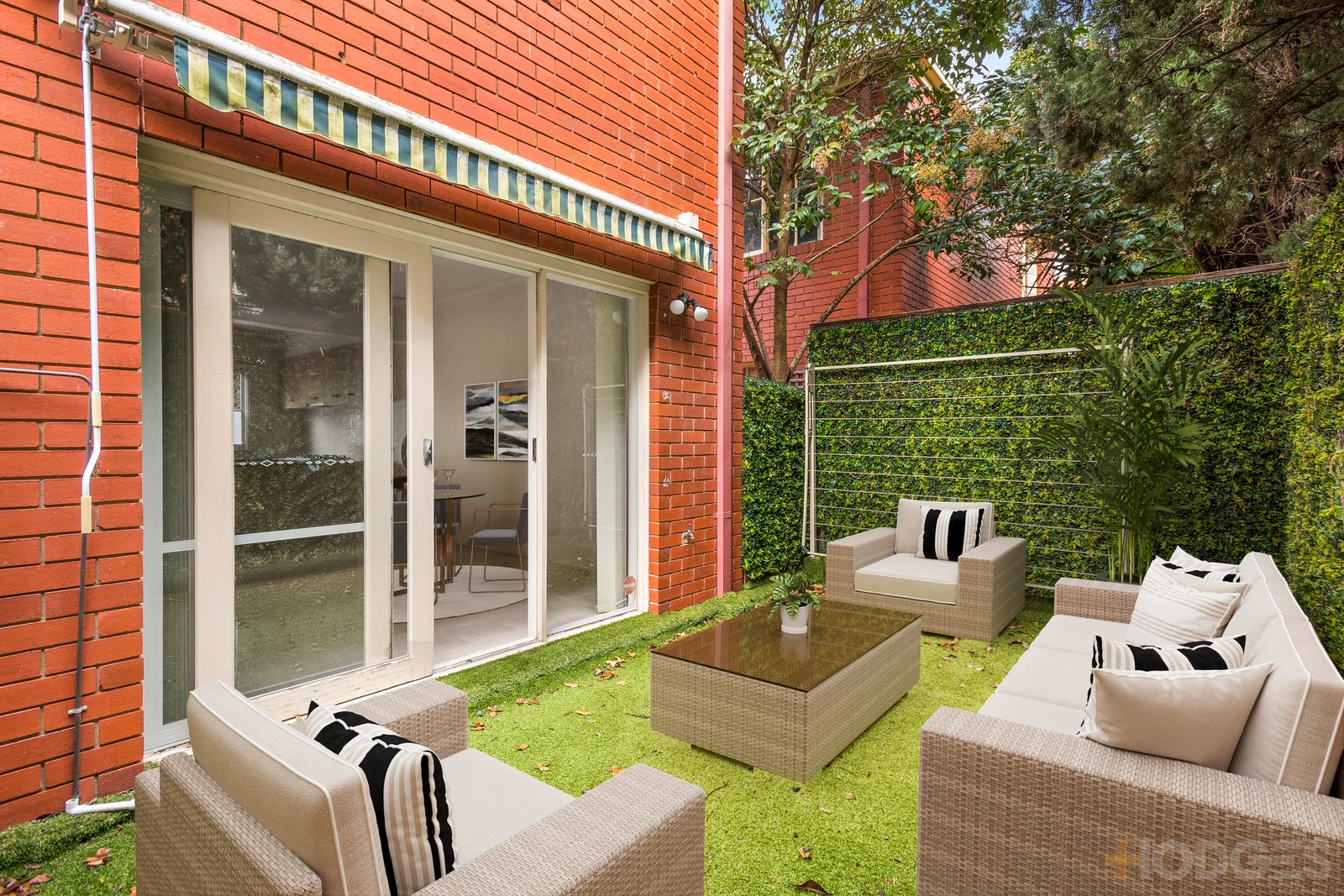 1 / 45A Clarence Street Elsternwick