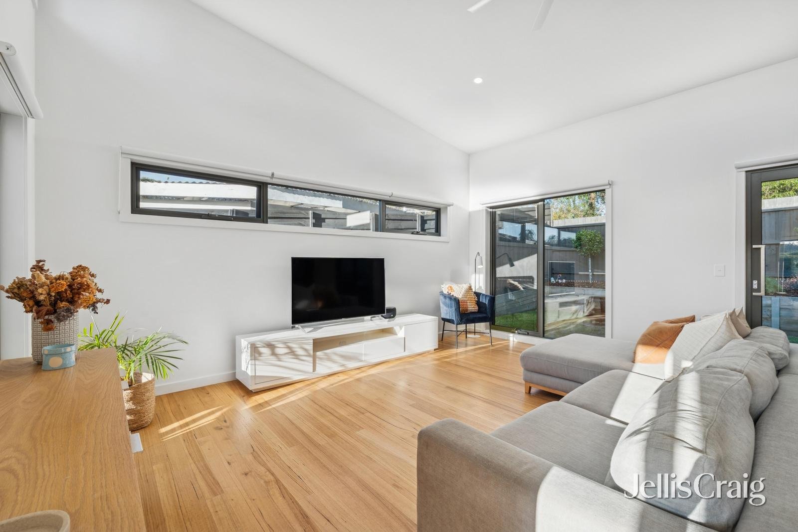 145A Landscape Drive, Mooroolbark image 3