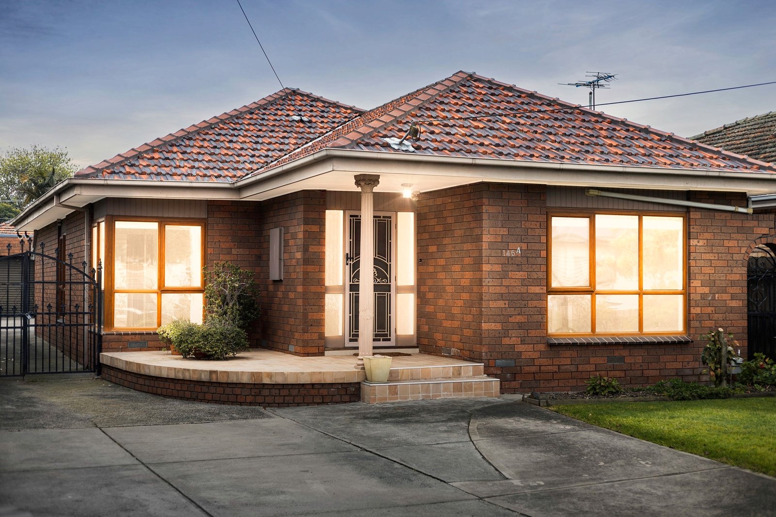 Property Gallery - Main Image