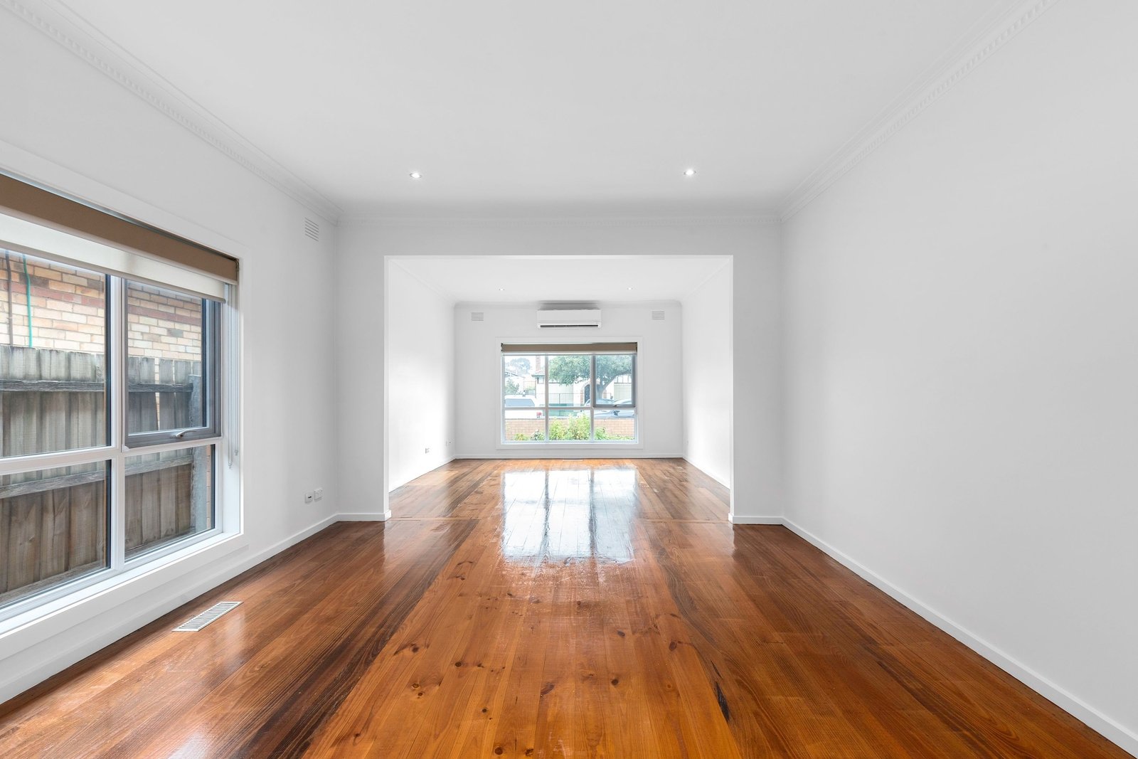 Property Gallery Thumbnail 7