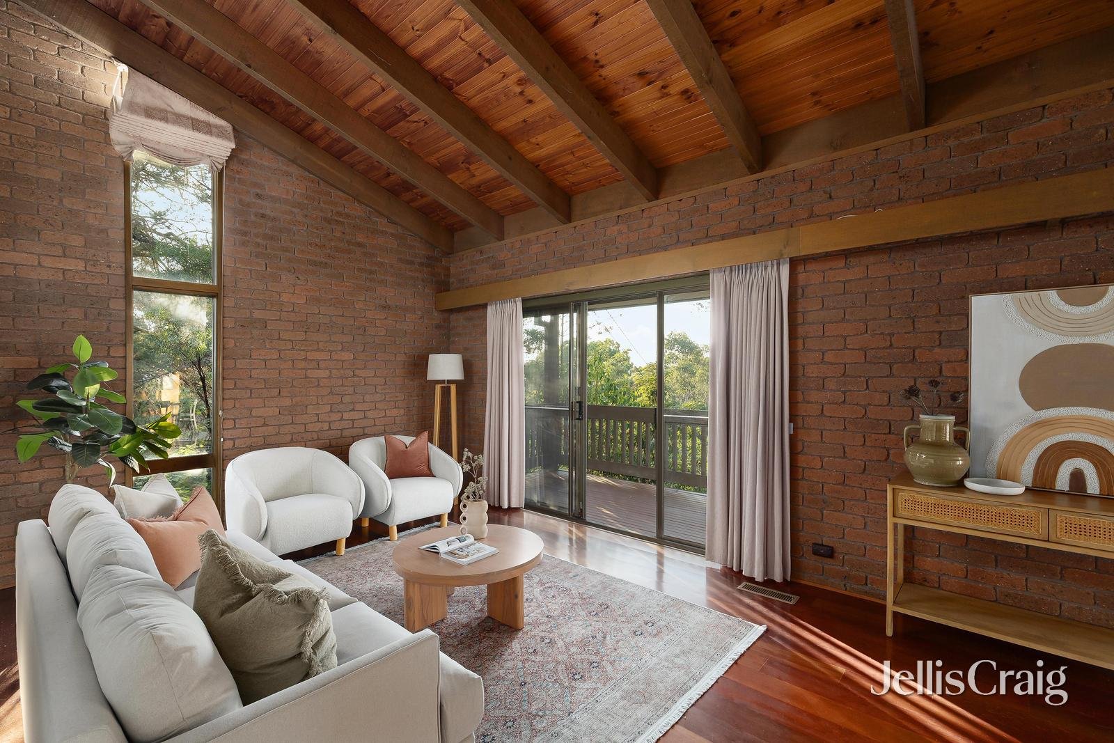 146 Brougham Street, Eltham image 2