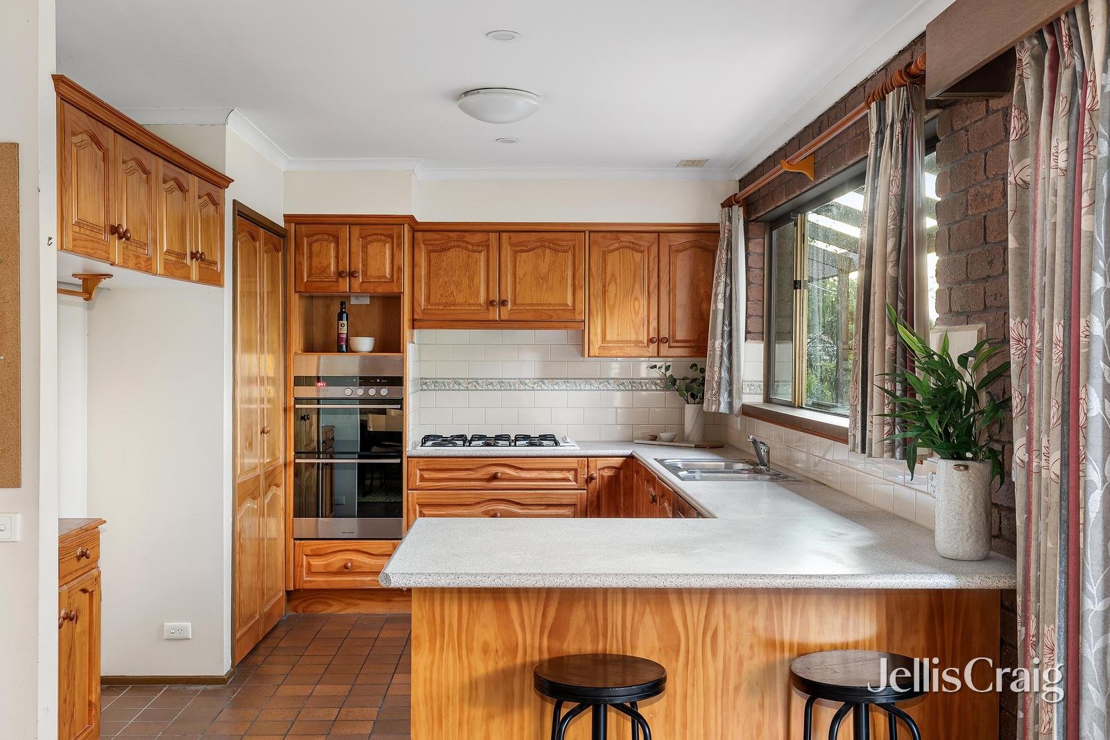 146 Brougham Street, Eltham image 4