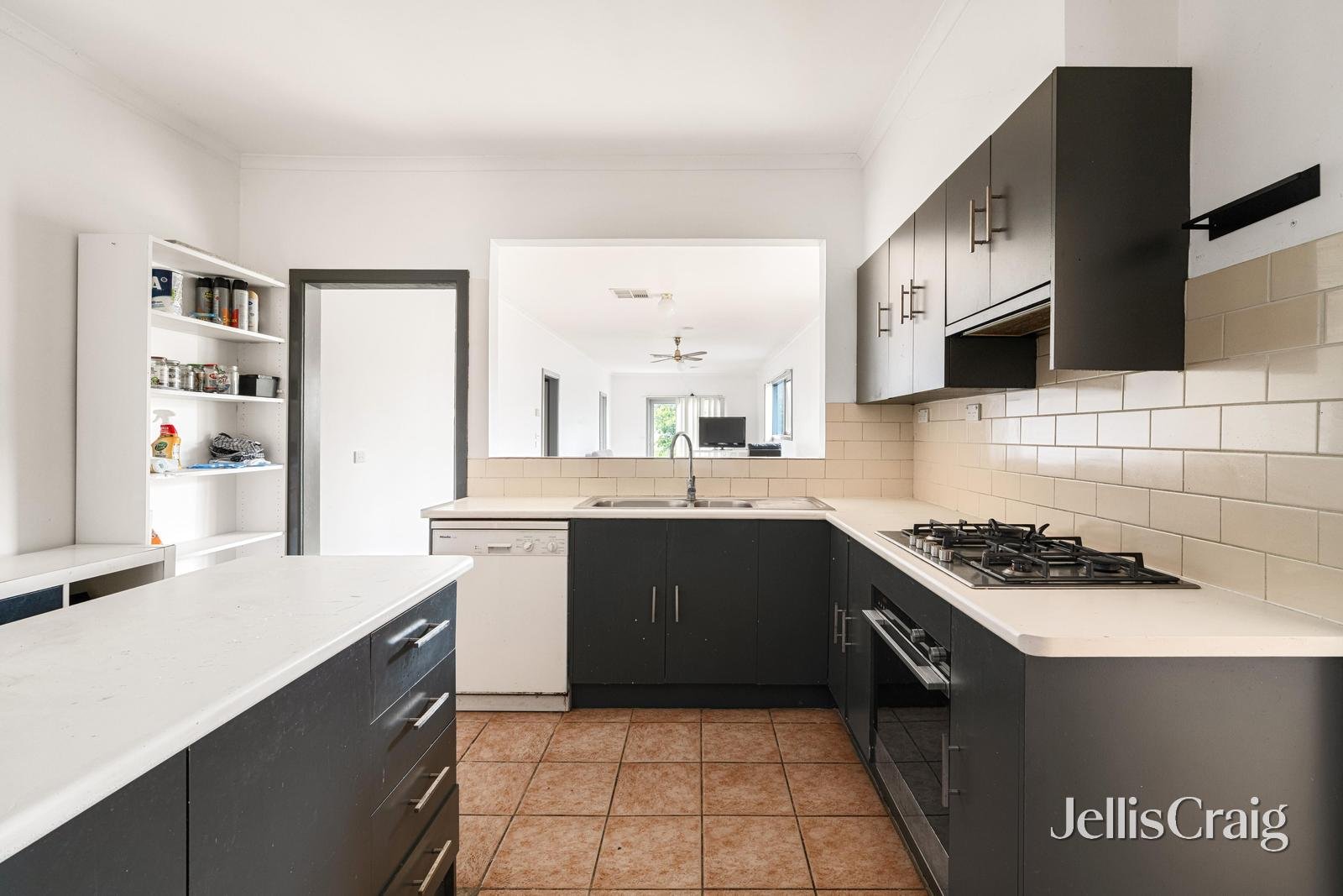 146 Chute Street, Mordialloc image 3