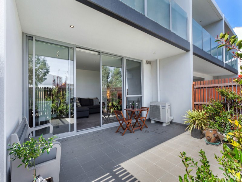 1 / 46 Eucalyptus Drive MAIDSTONE