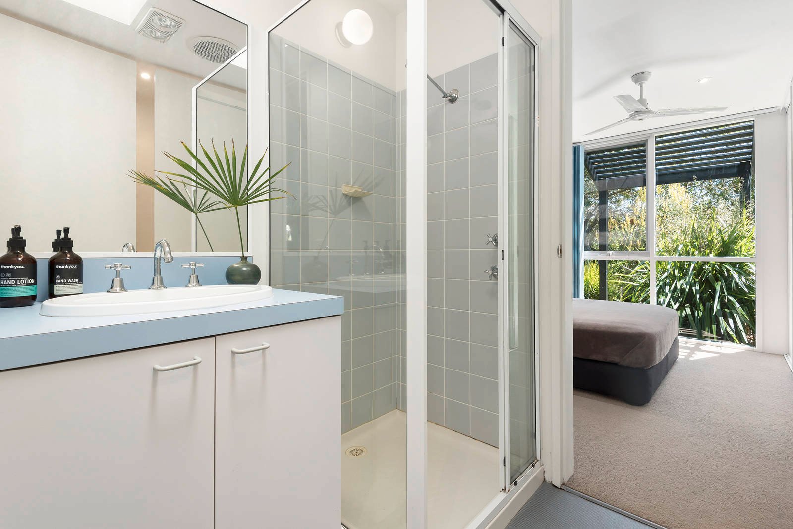 Property Gallery Thumbnail 6