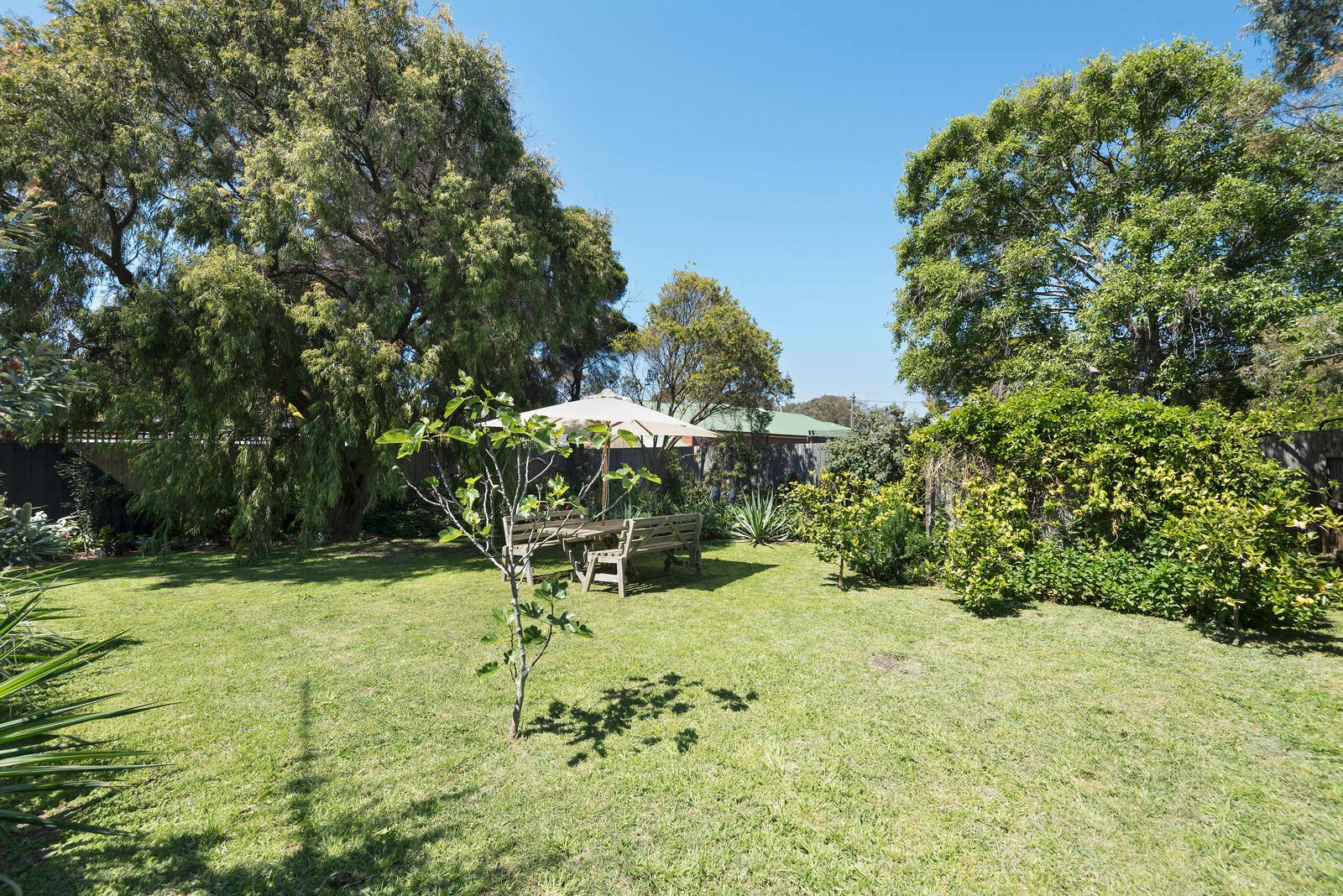 Property Gallery Thumbnail 9