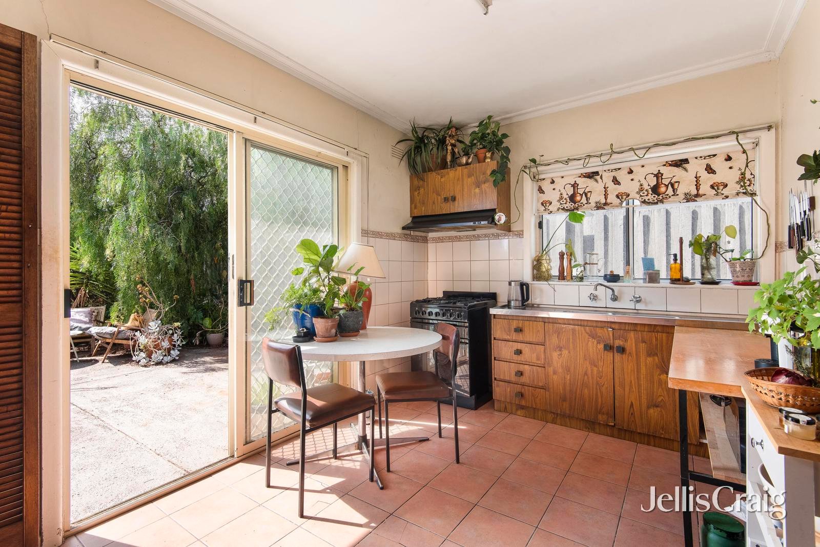 146 Gladstone Avenue, Northcote image 4