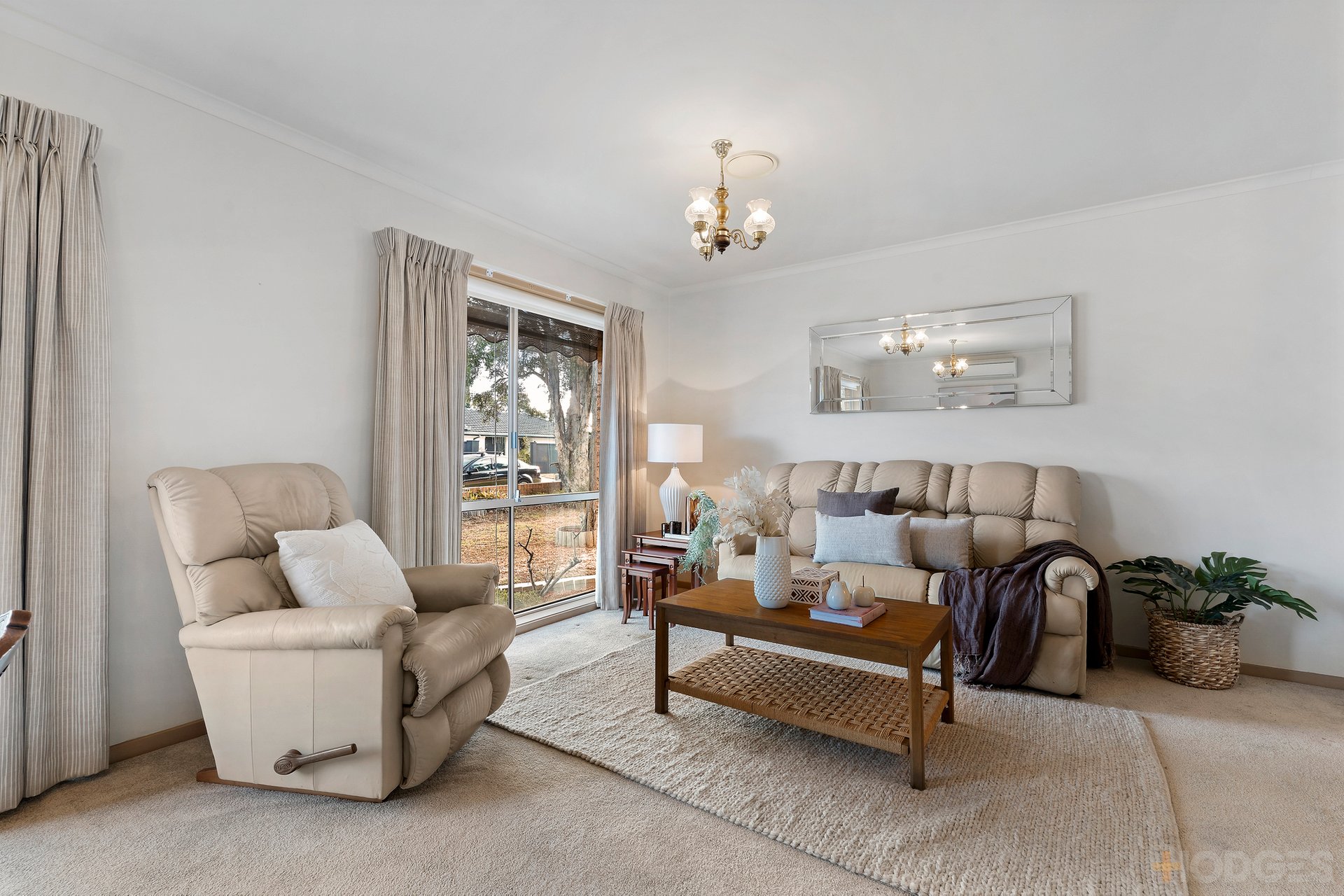 1 / 46 Grandview Grove Moorabbin
