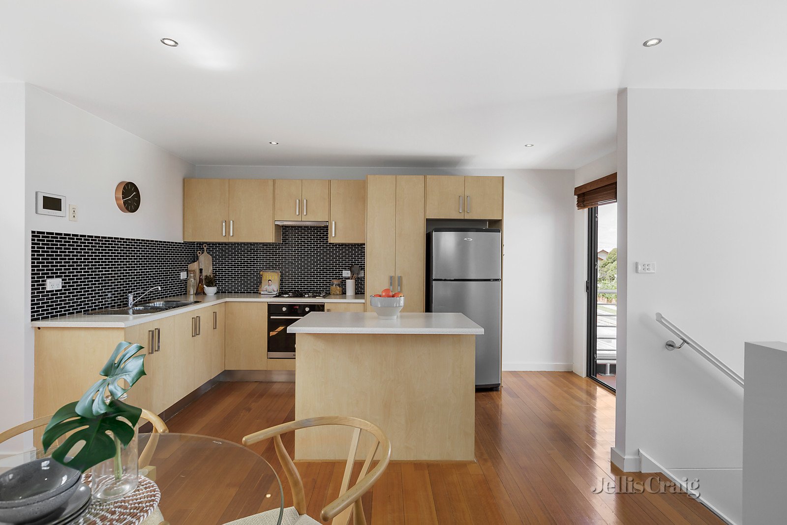 1/46 Halpin Street, Brunswick West image 3