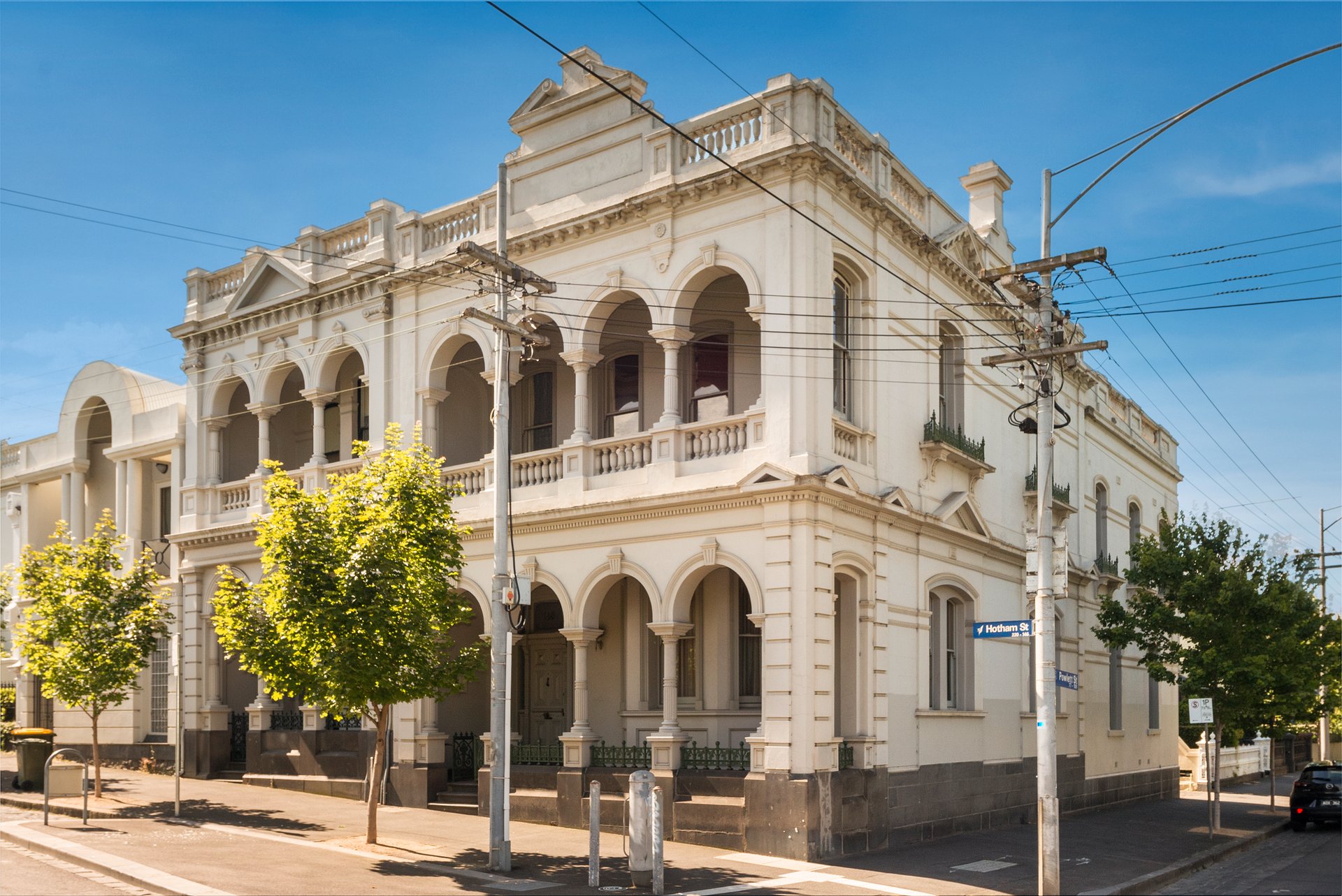 Property Gallery - Main Image