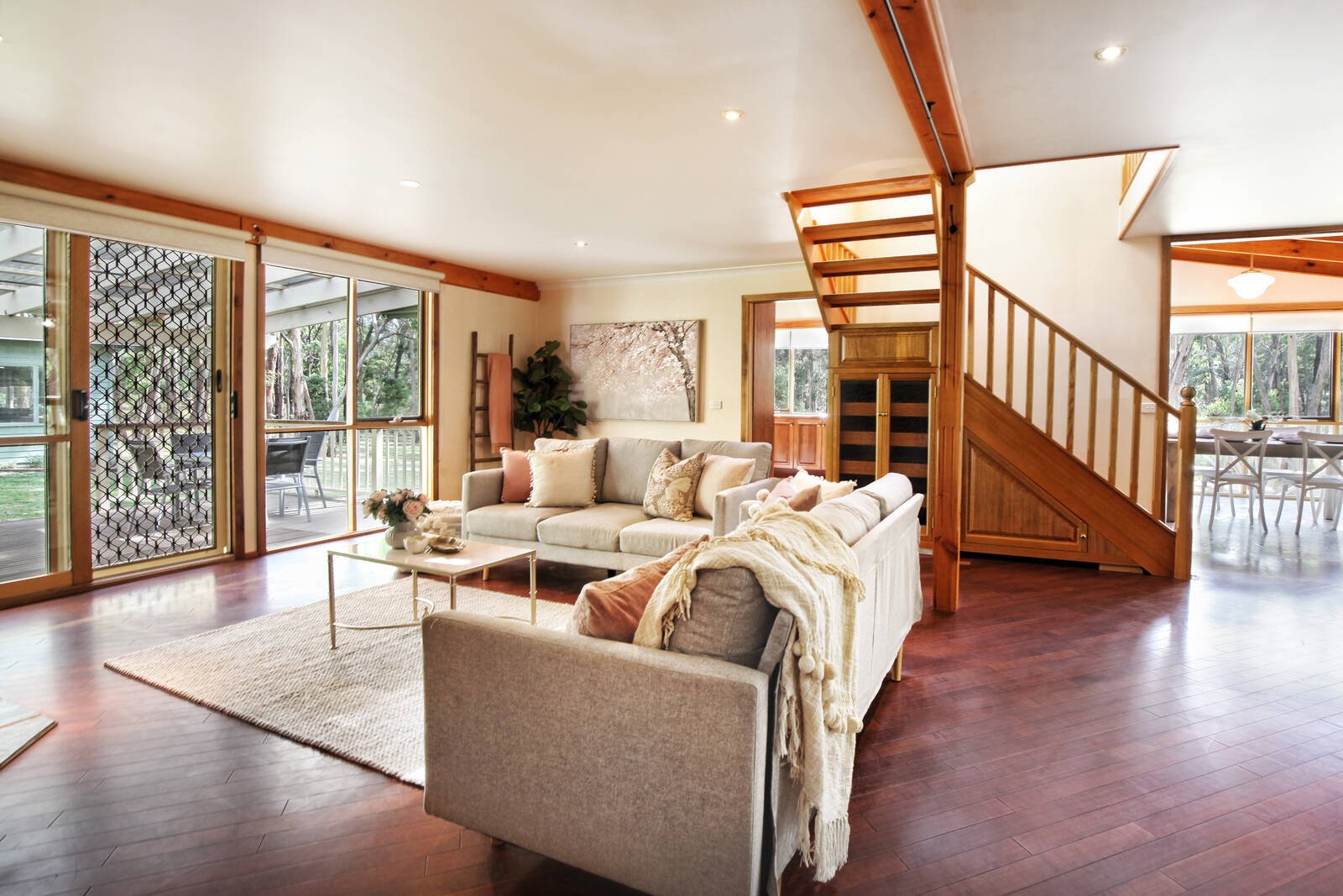 Property Gallery Thumbnail 7