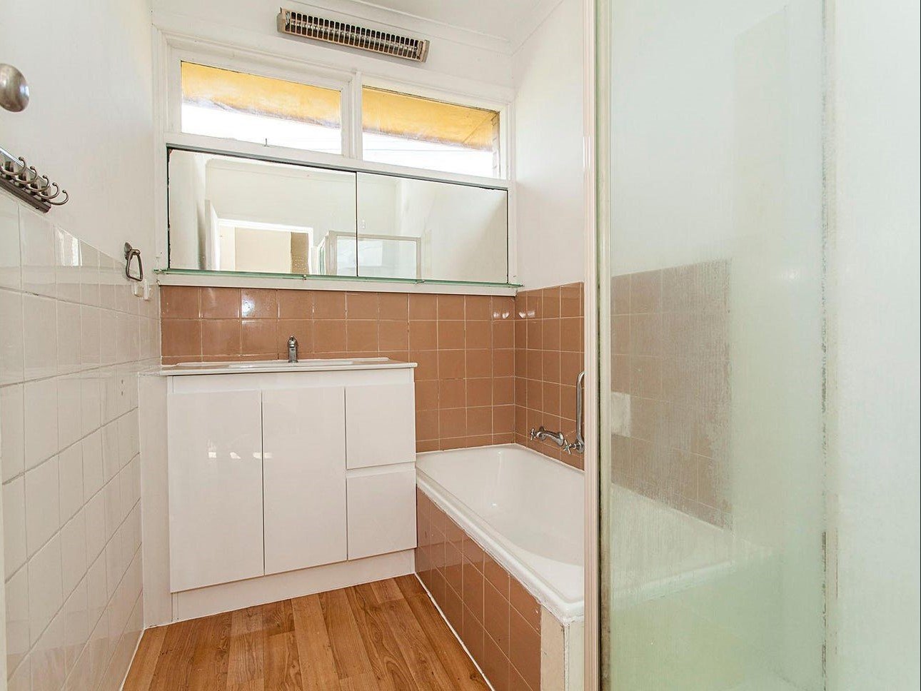 1/46 Leonie Avenue, Mount Waverley image 3