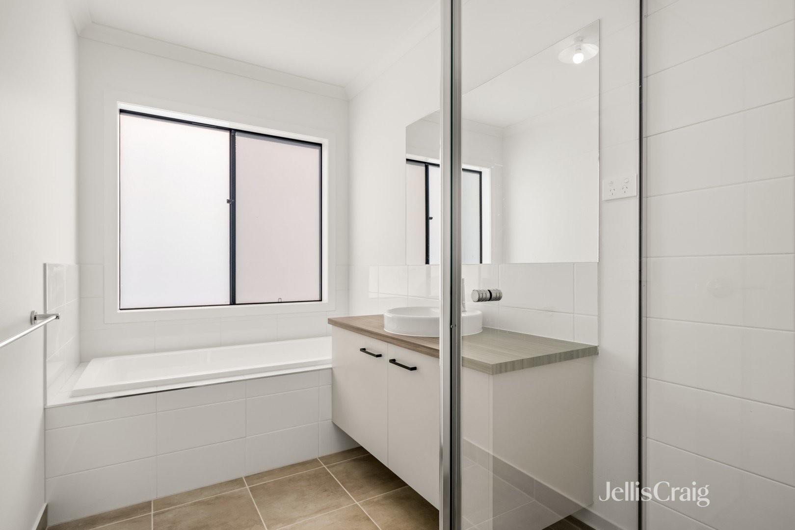 146 Medallion Boulevard, Tarneit image 6