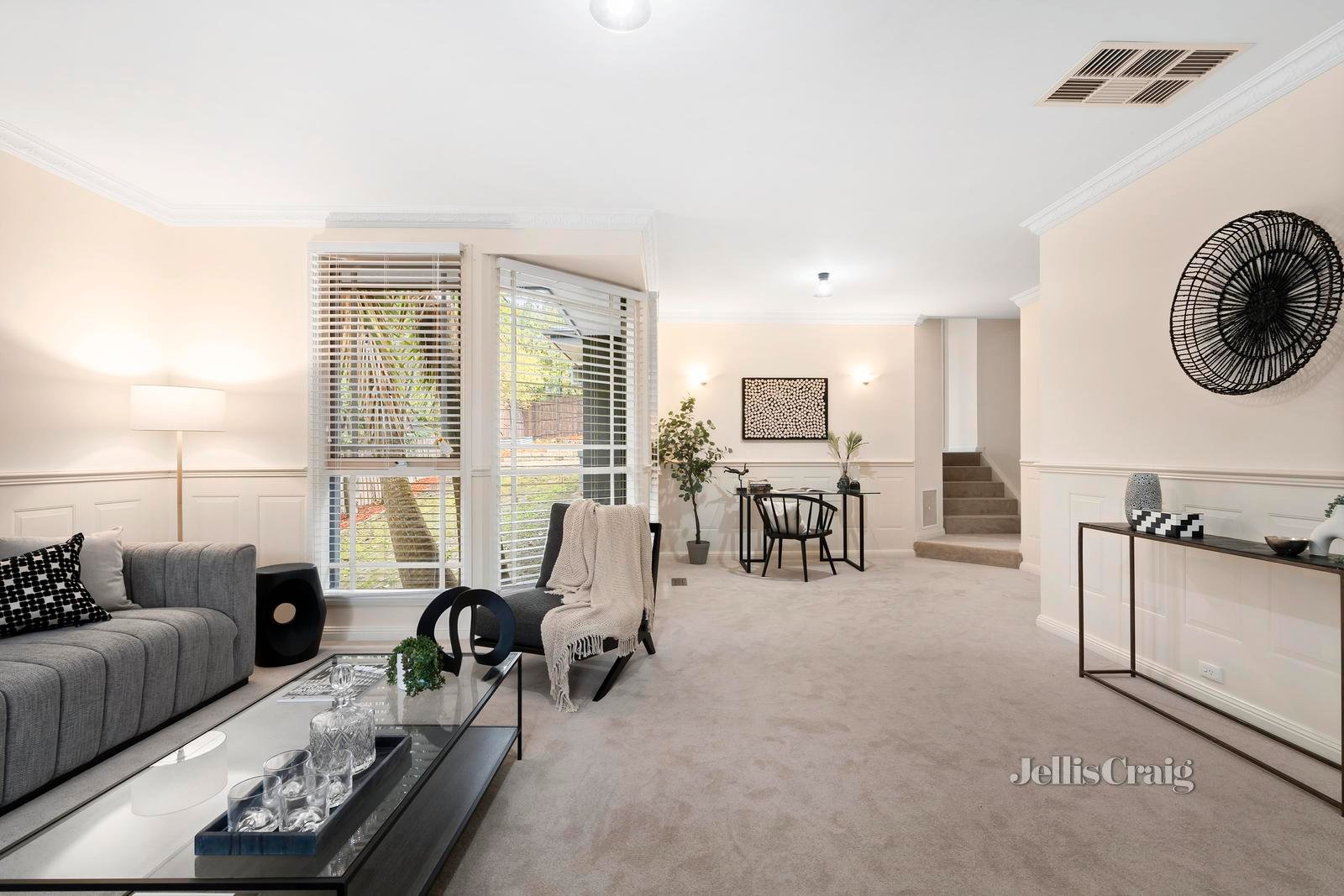 146 Nangathan Way, Croydon North image 3