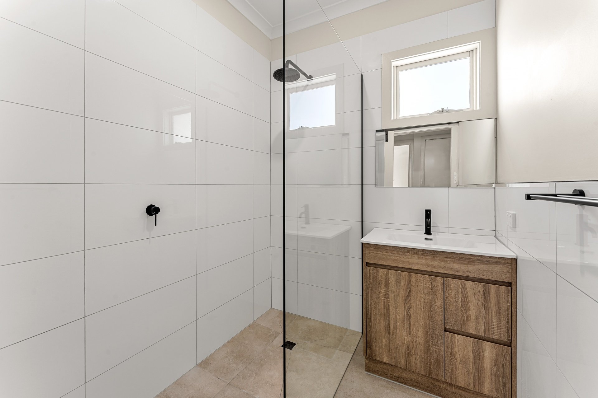 1/46 Sherlock Road, Croydon image 5