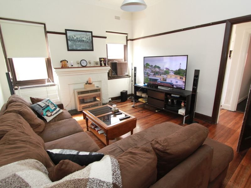 Property Gallery Thumbnail 3