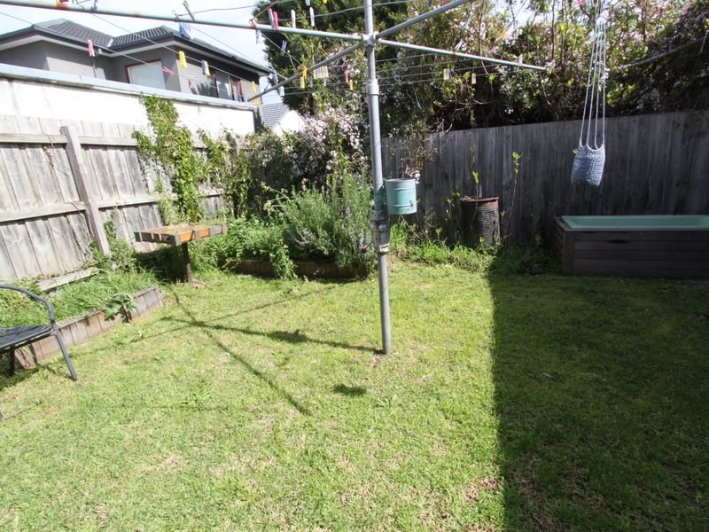 Property Gallery Thumbnail 8