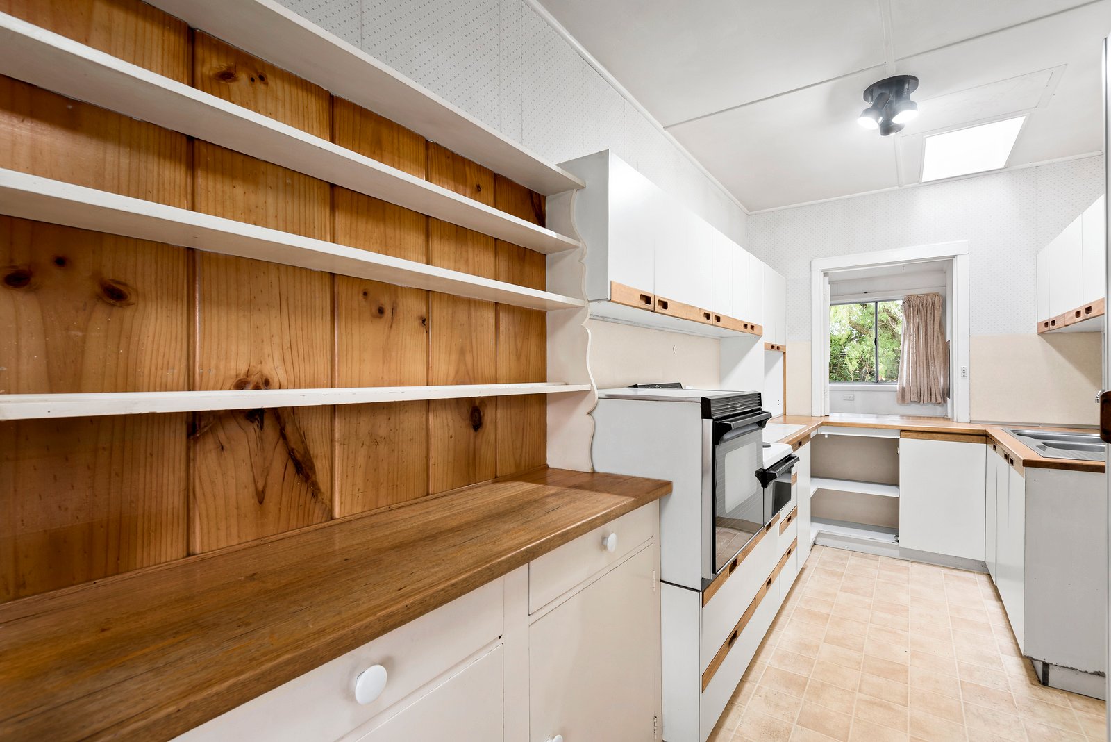 Property Gallery Thumbnail 2