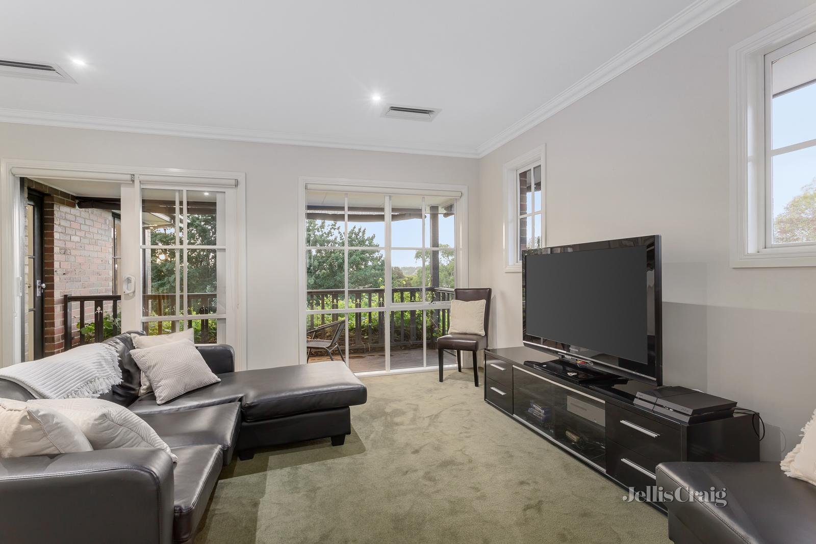 146 Warrigal Road, Camberwell image 7
