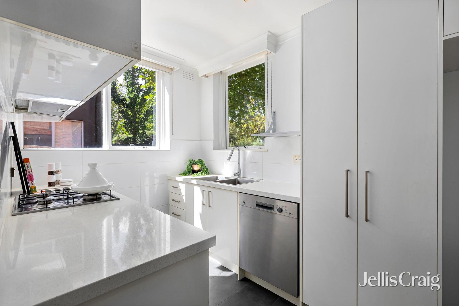 1/46 Wave Street, Elwood image 10