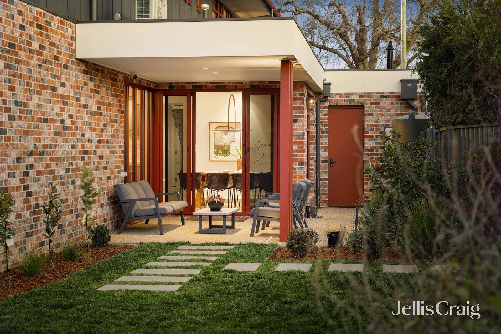 1/462 Wendouree Parade, Lake Wendouree image 9