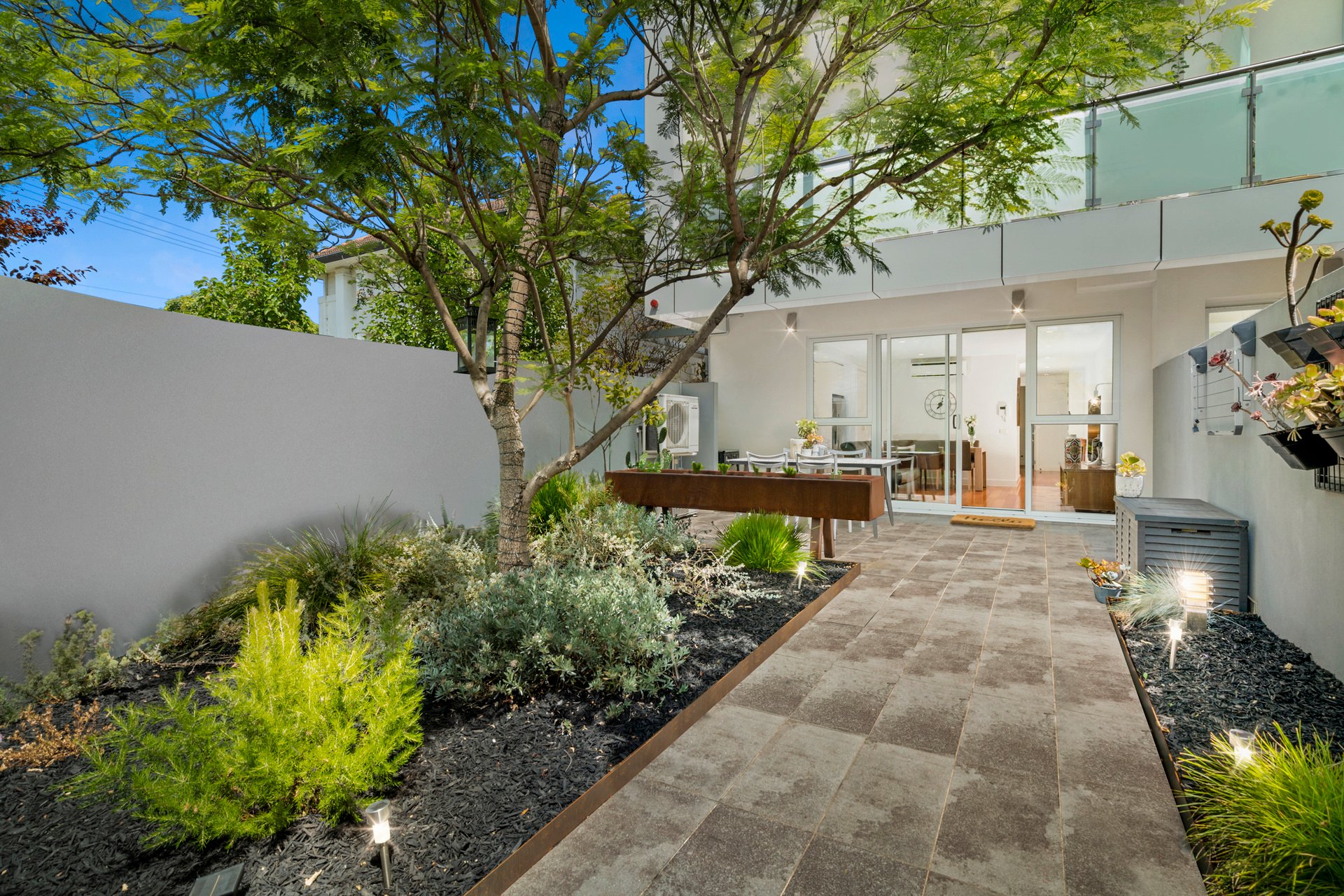Property Gallery - Main Image