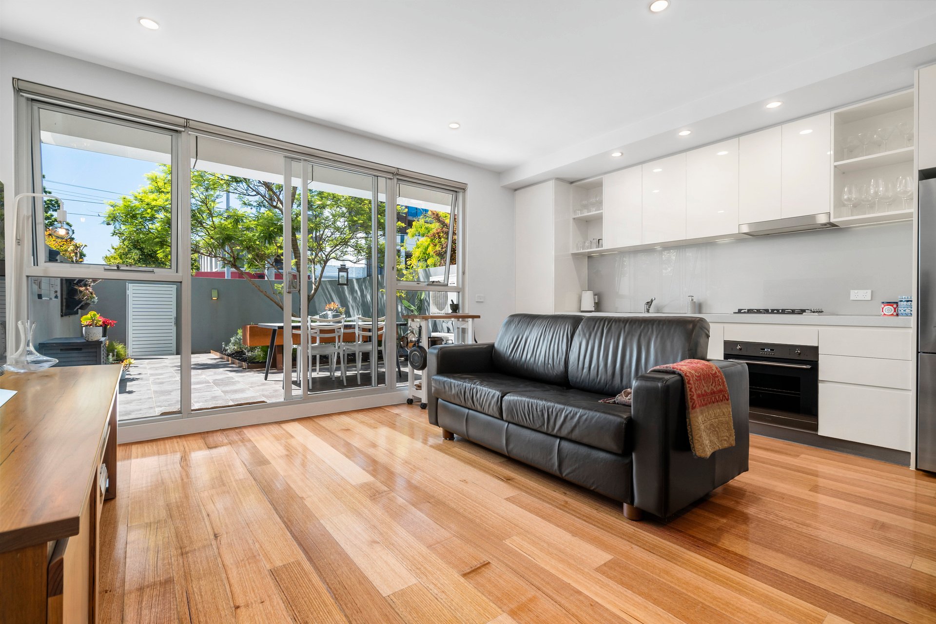 Property Gallery Thumbnail 9
