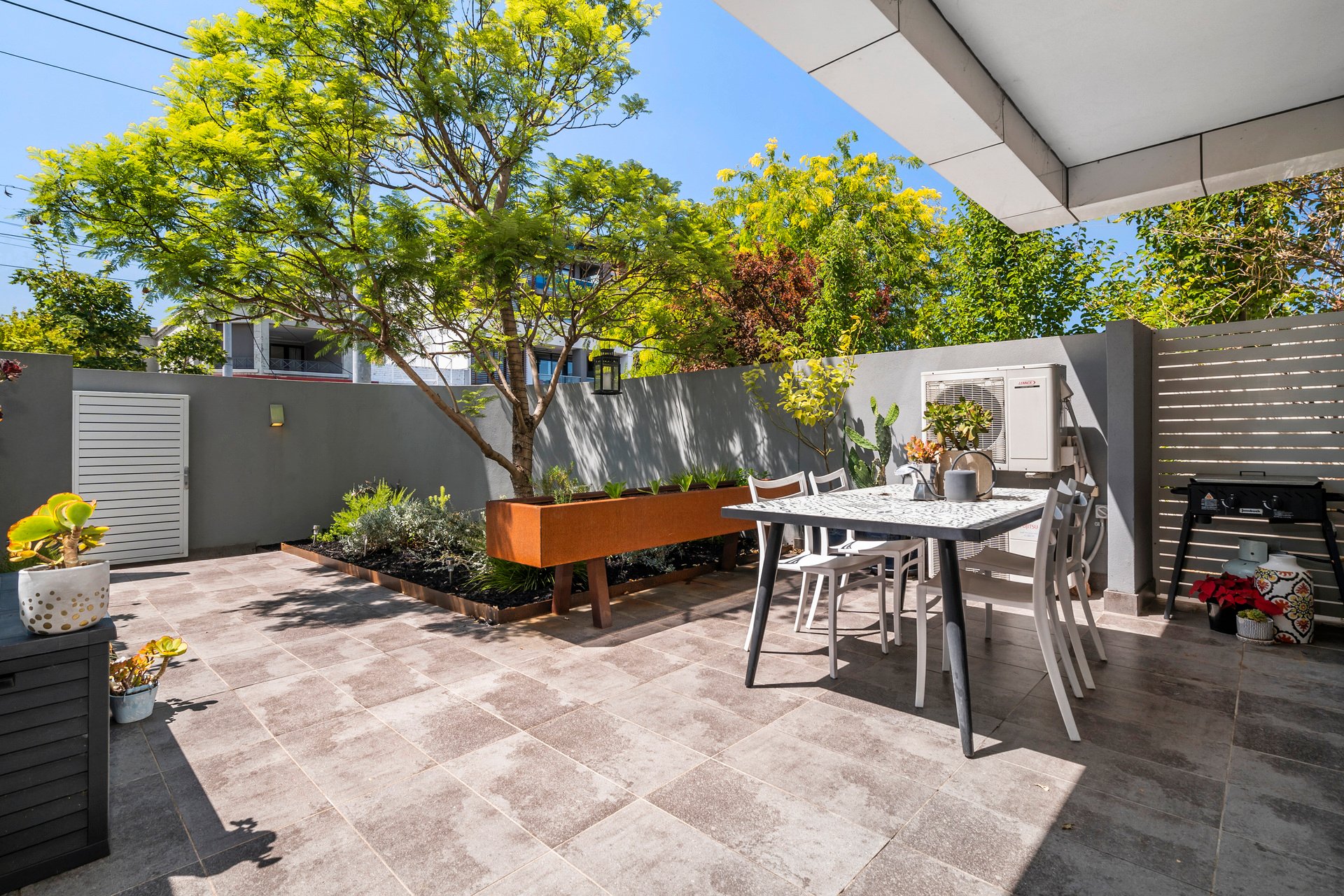 Property Gallery Thumbnail 10